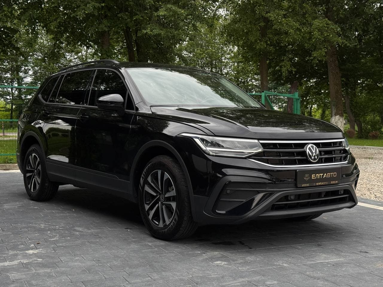 Volkswagen Tiguan — фото 6