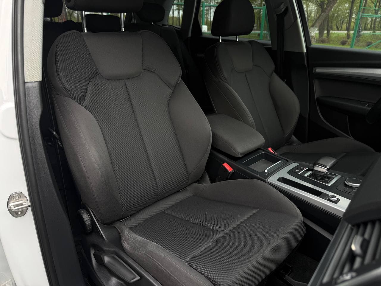 Audi Q5 Premium — фото 12