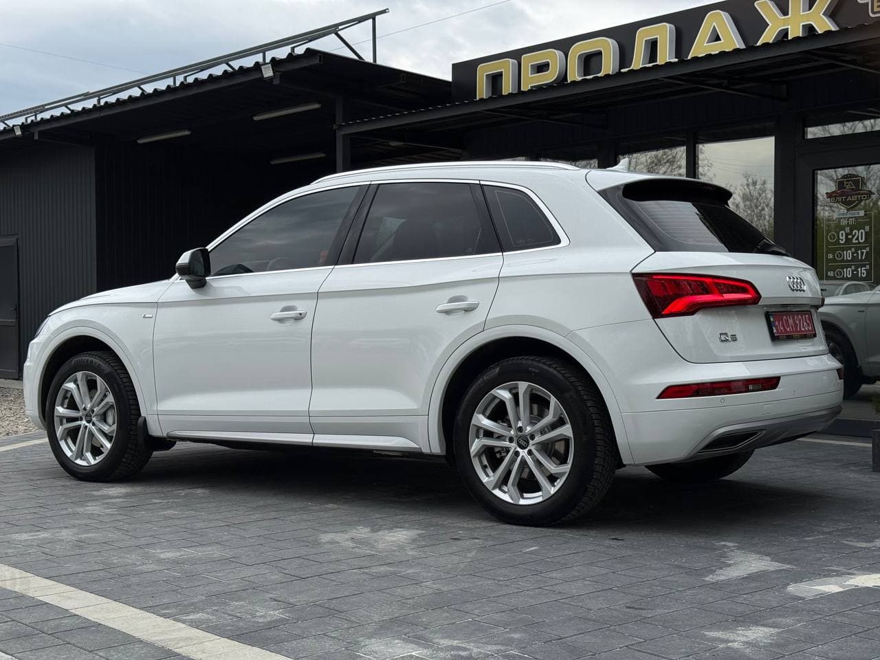 Audi Q5 Premium, 2017