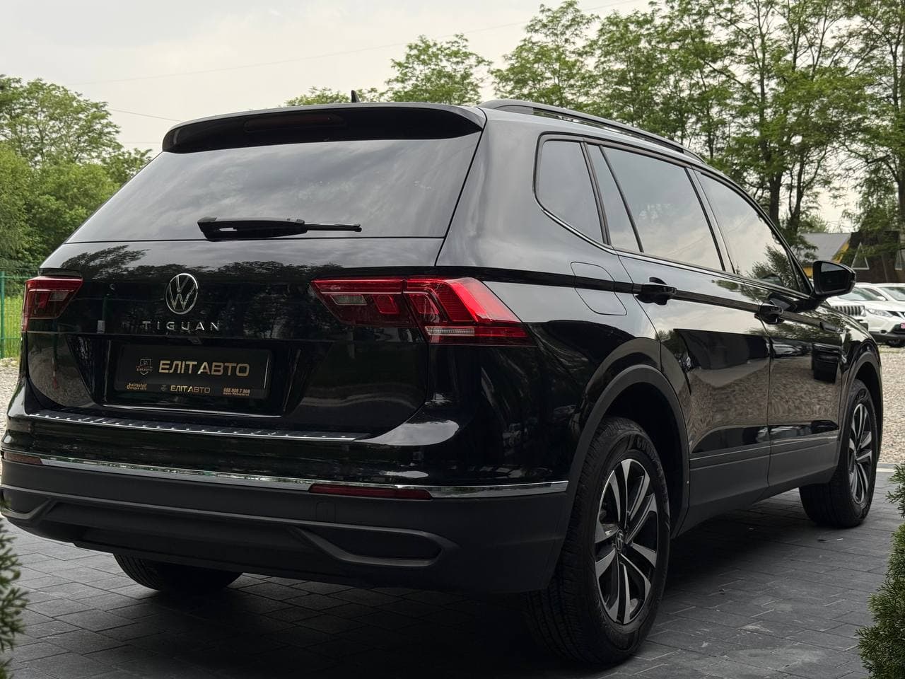 Volkswagen Tiguan — фото 5