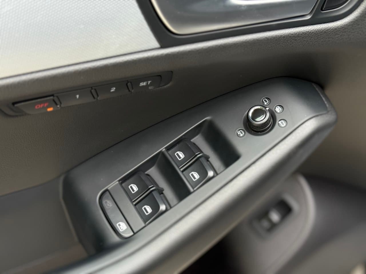 Audi Q5 Premium — фото 9
