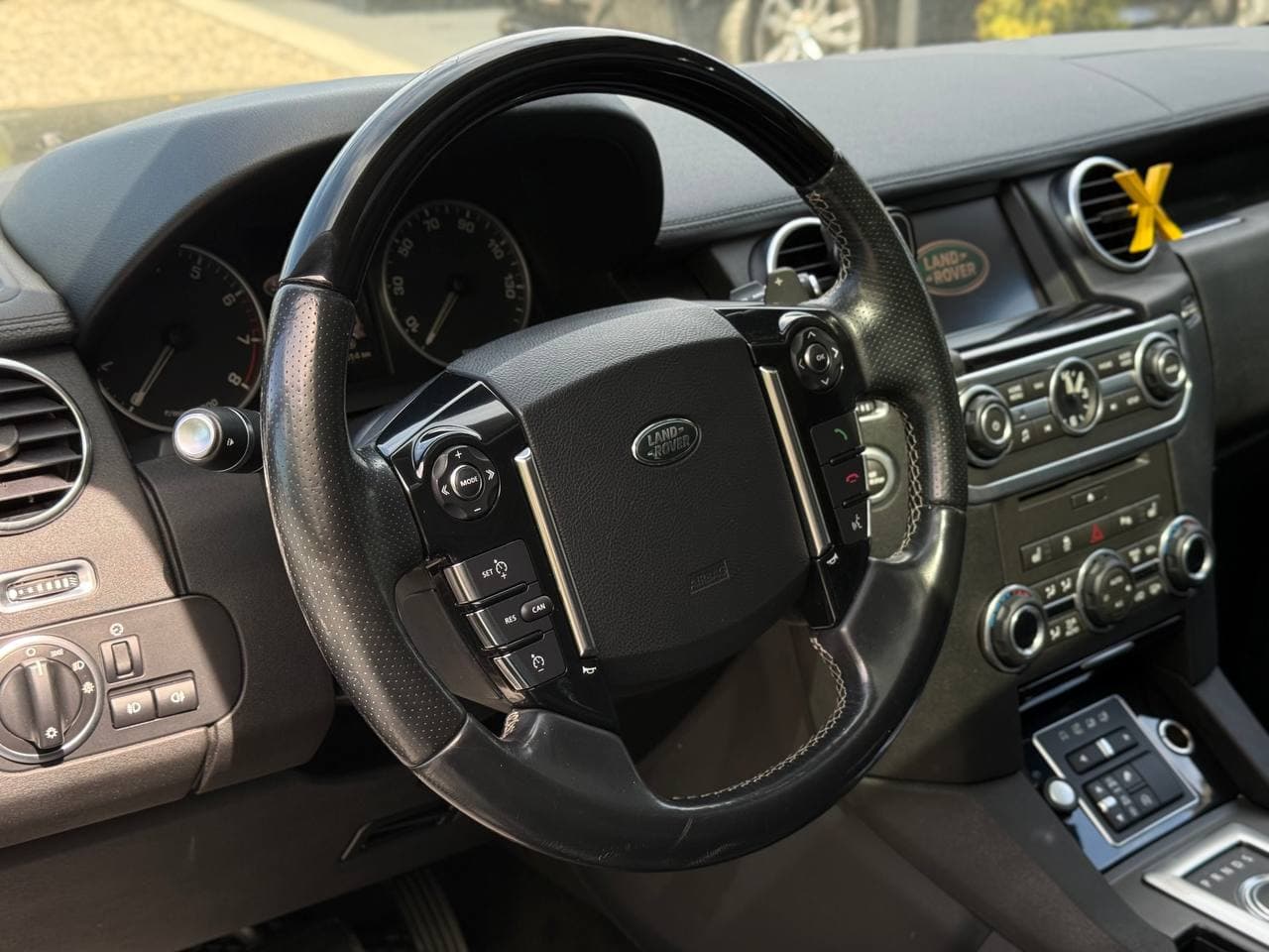 Land Rover Discovery 4 (LR4) — фото 12