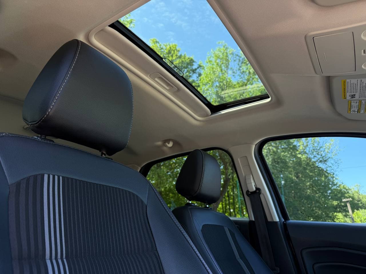 Ford Ecosport SES — фото 17