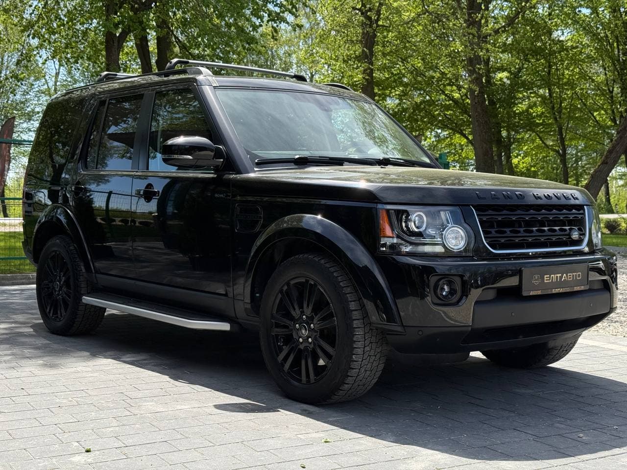 Land Rover Discovery 4 (LR4), 2015