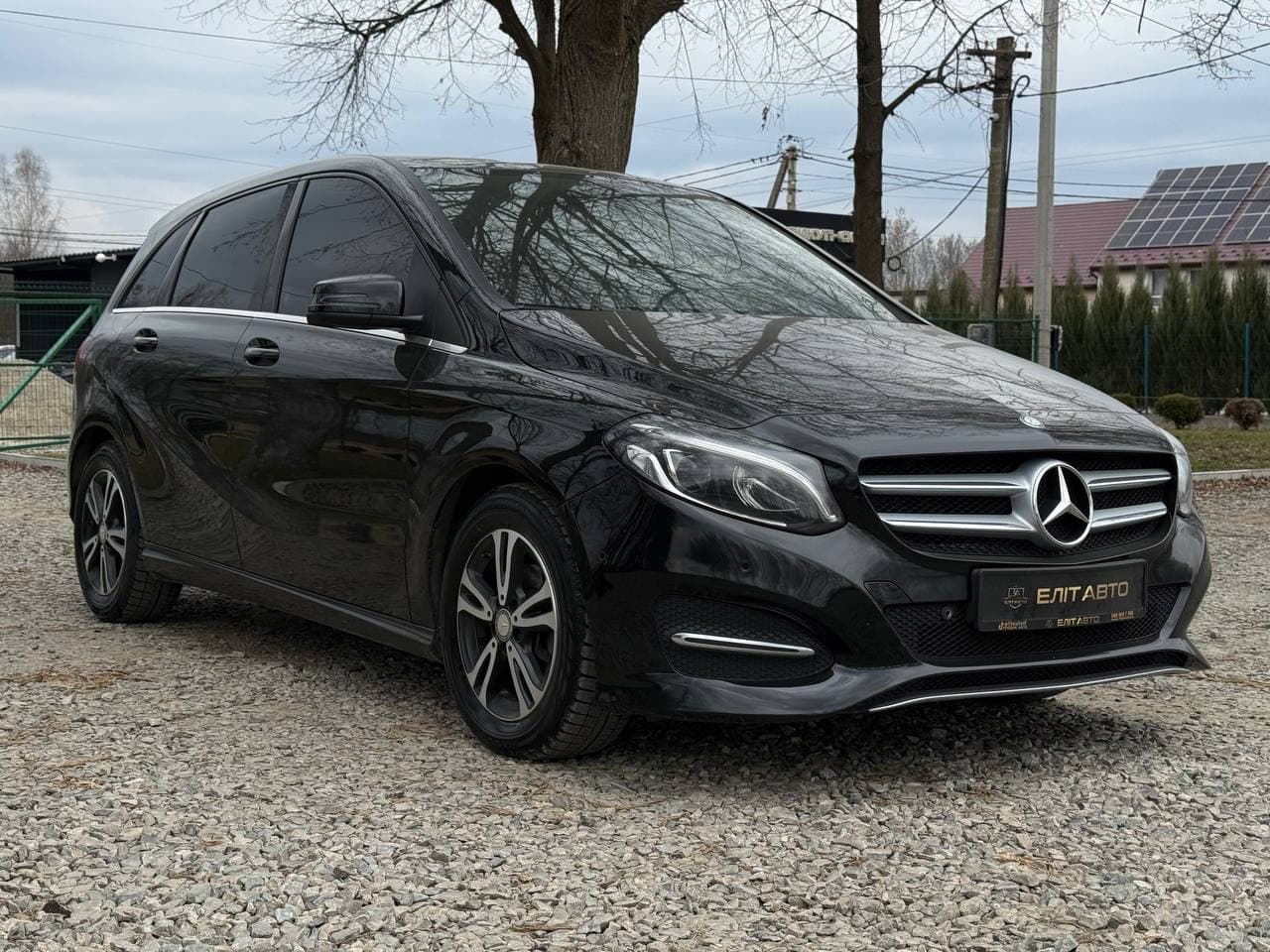 Mercedes-Benz B180d — фото 1