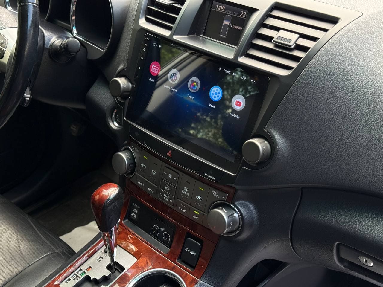 Toyota Highlander — фото 14