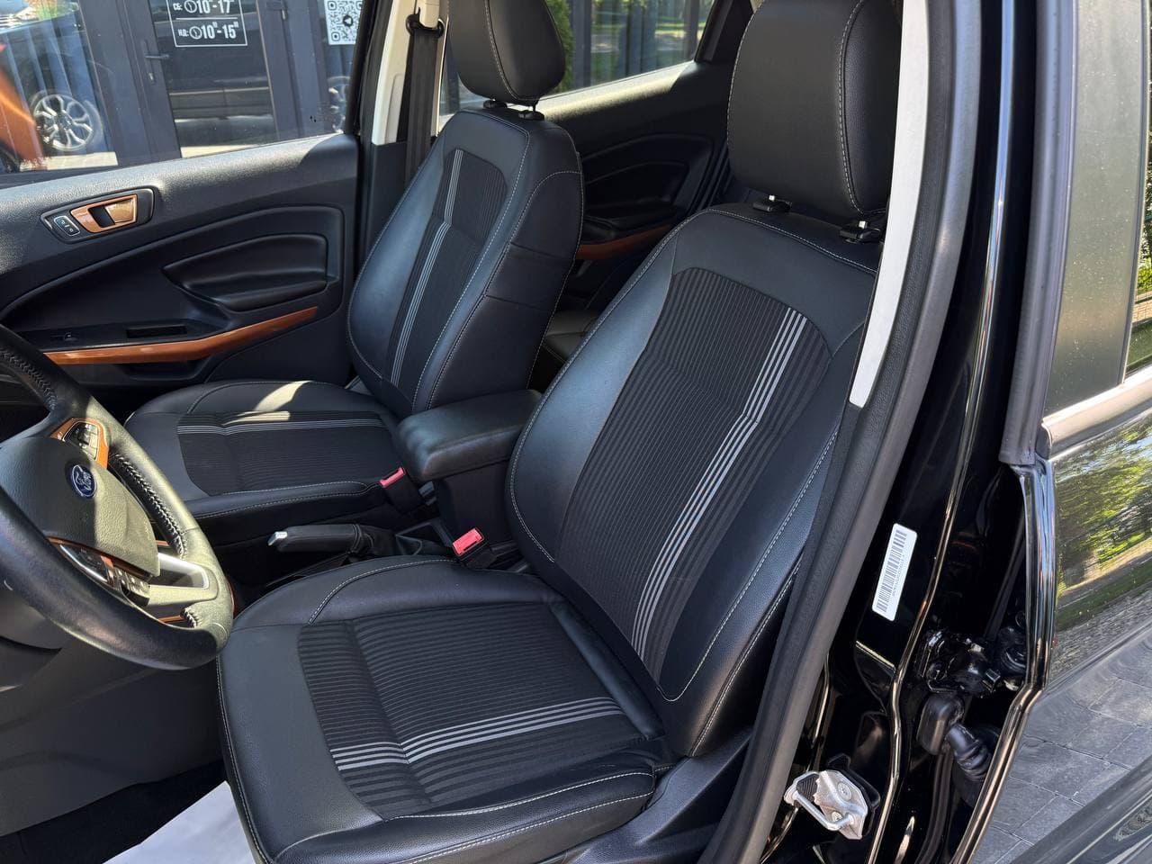 Ford Ecosport SES — фото 5