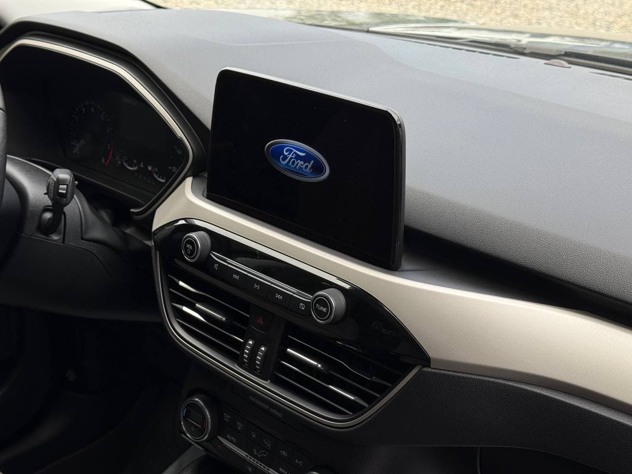 Ford Escape SE — фото 7