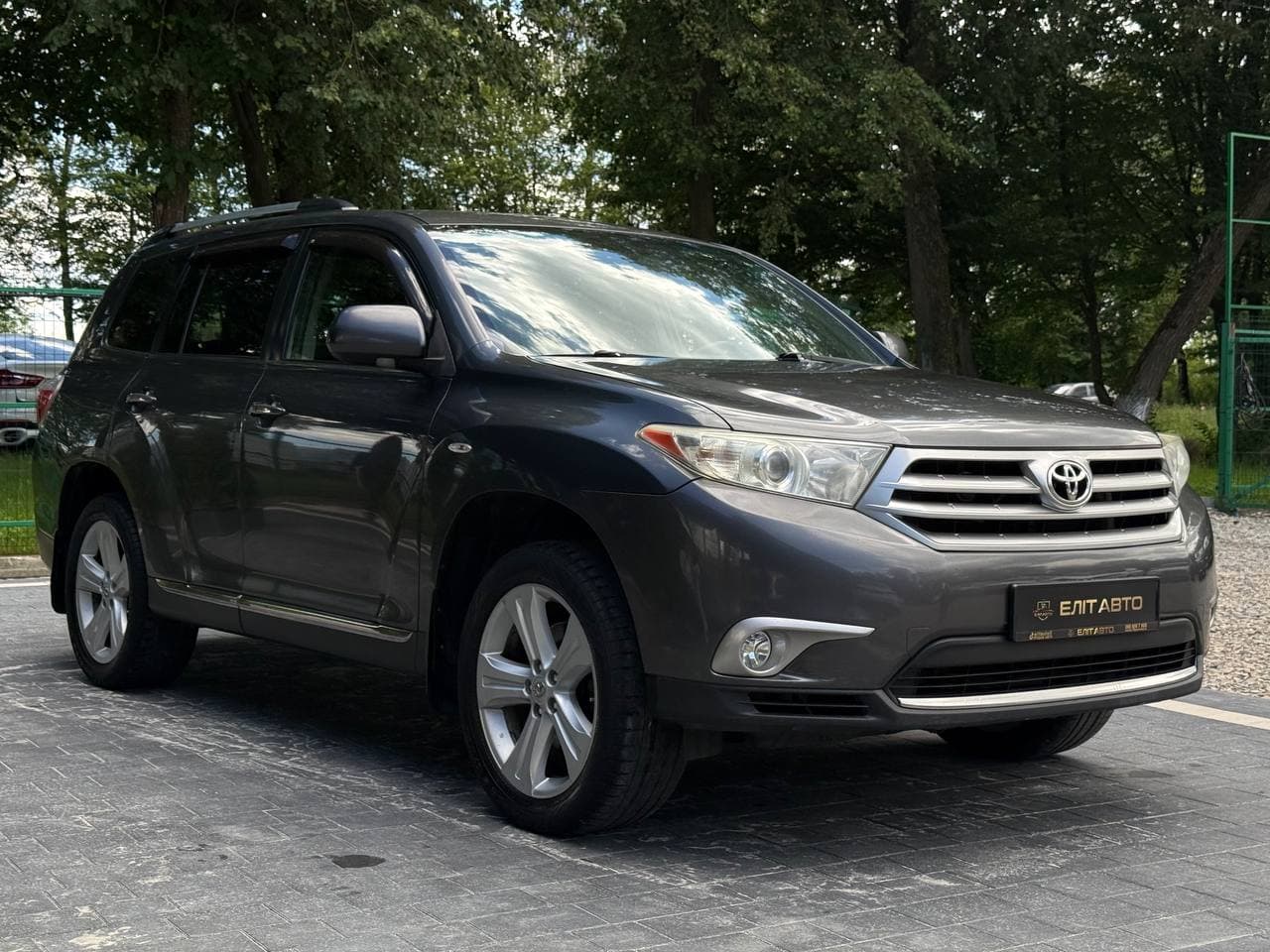 Toyota Highlander — фото 5