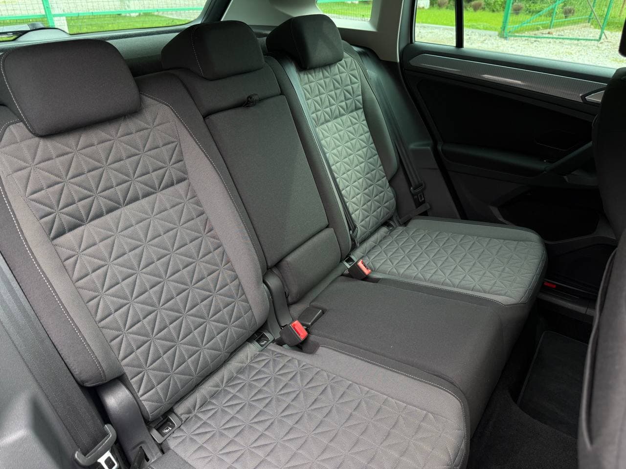 Volkswagen Tiguan — фото 17