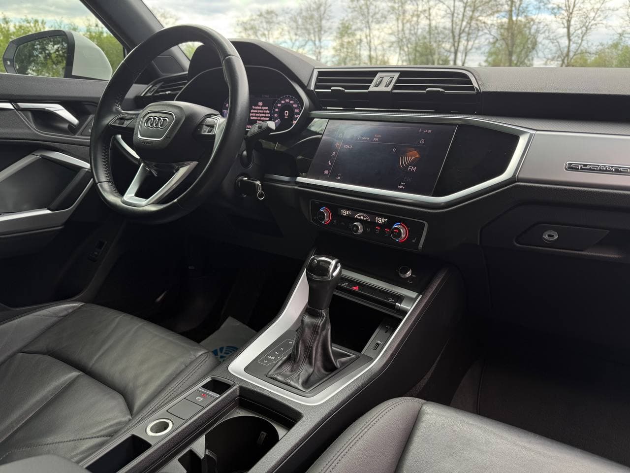 Audi Q3 Premium — фото 10