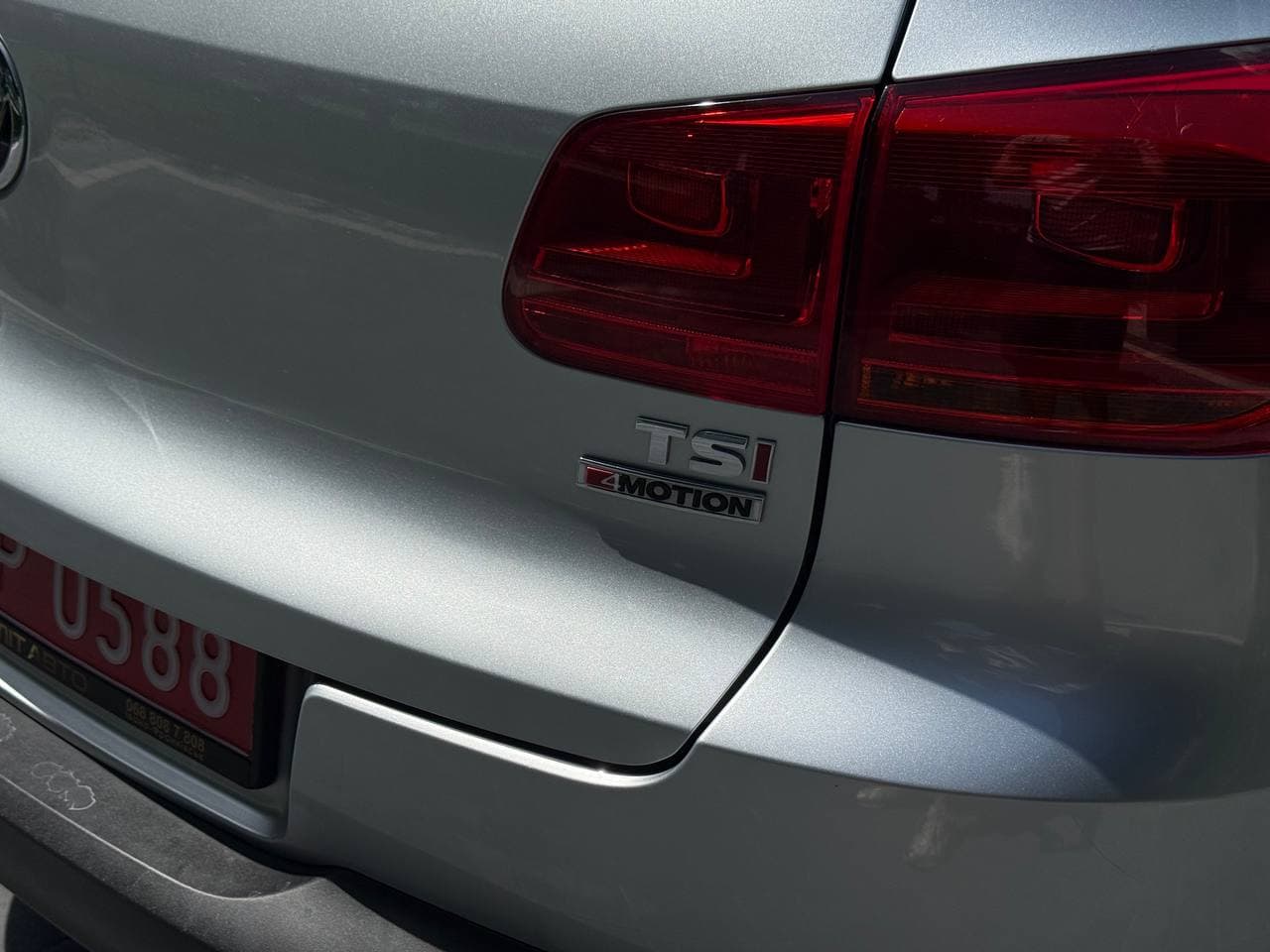 Volkswagen Tiguan SE — фото 6