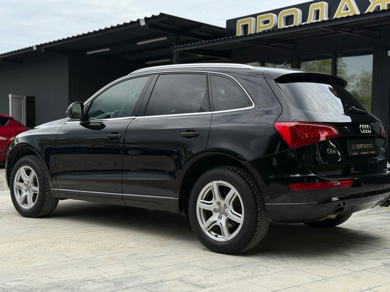Audi Q5 Premium, 2012