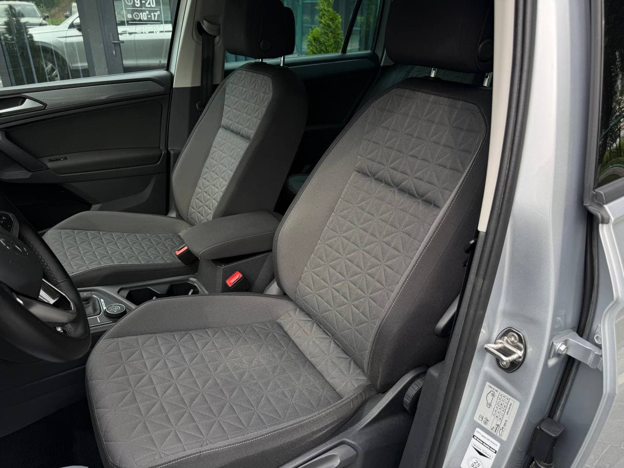 Volkswagen Tiguan — фото 10