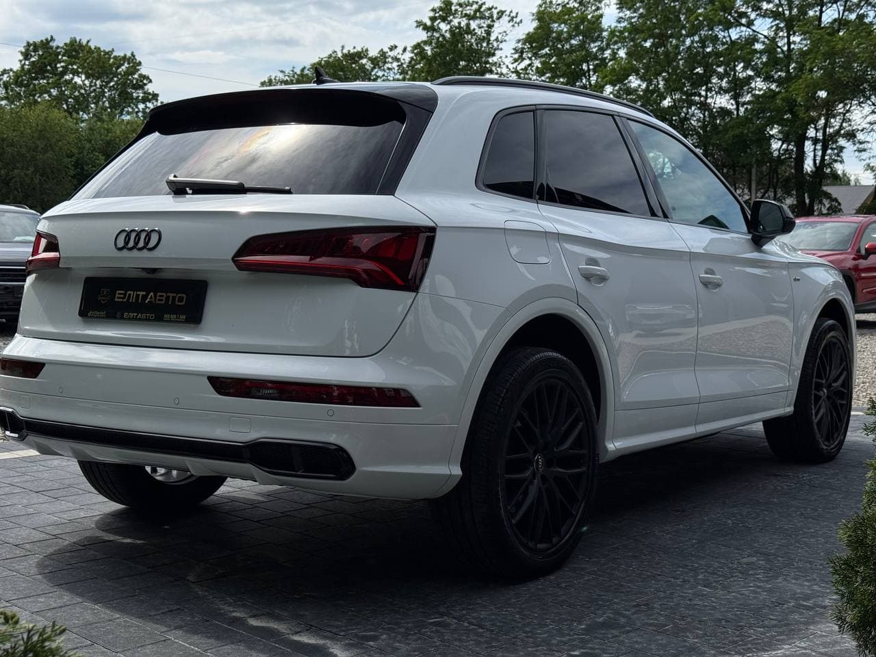 Audi Q5 e-tron Plug-in Hybrid — фото 4