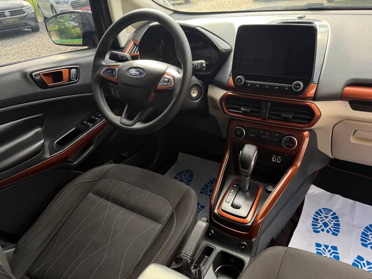 Ford Ecosport — фото 16