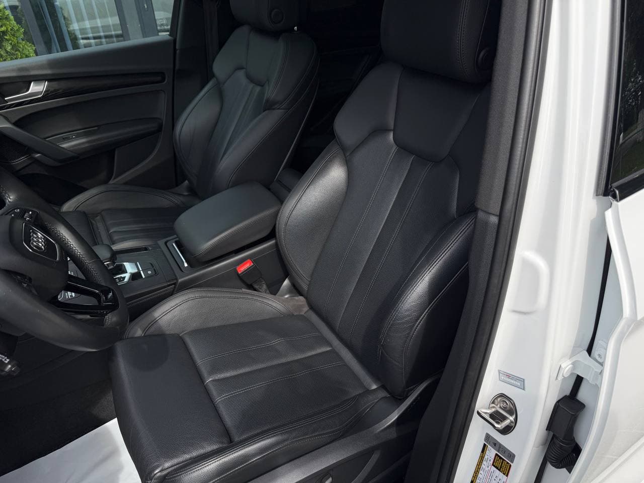 Audi Q5 e-tron Plug-in Hybrid — фото 15