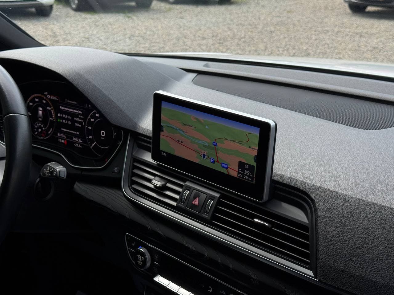 Audi Q5 e-tron Plug-in Hybrid — фото 17