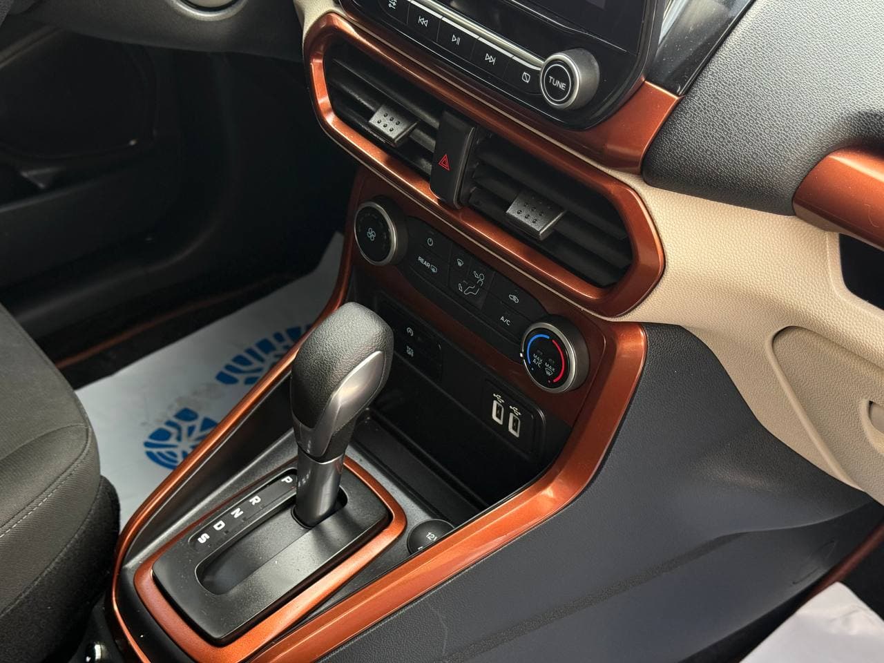 Ford Ecosport — фото 14