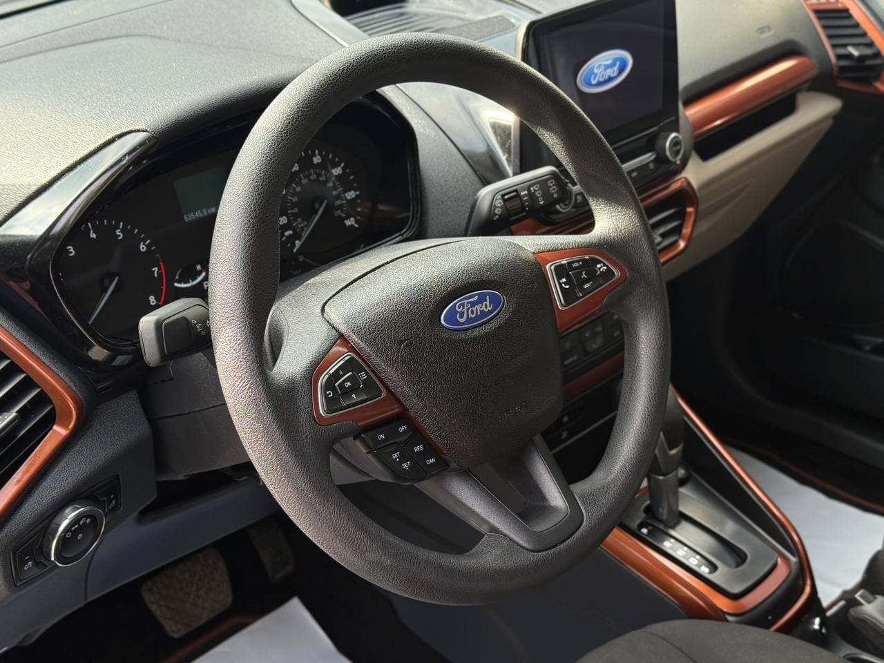 Ford Ecosport — фото 13