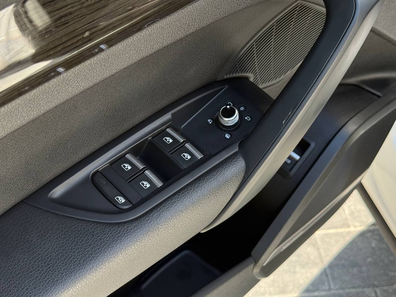 Audi Q5 Premium Plus — фото 16