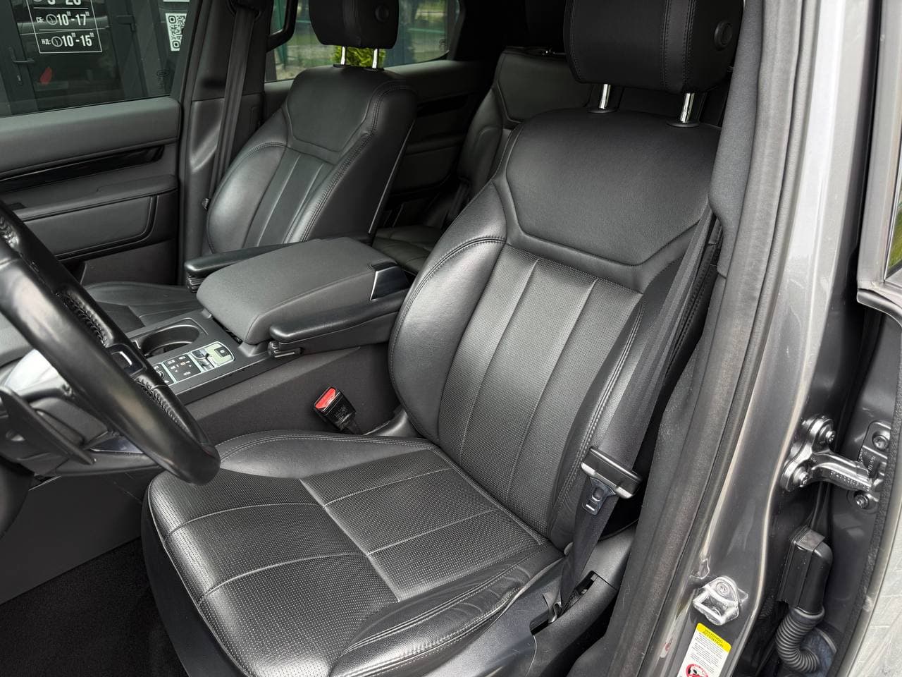 Land Rover Discovery — фото 12