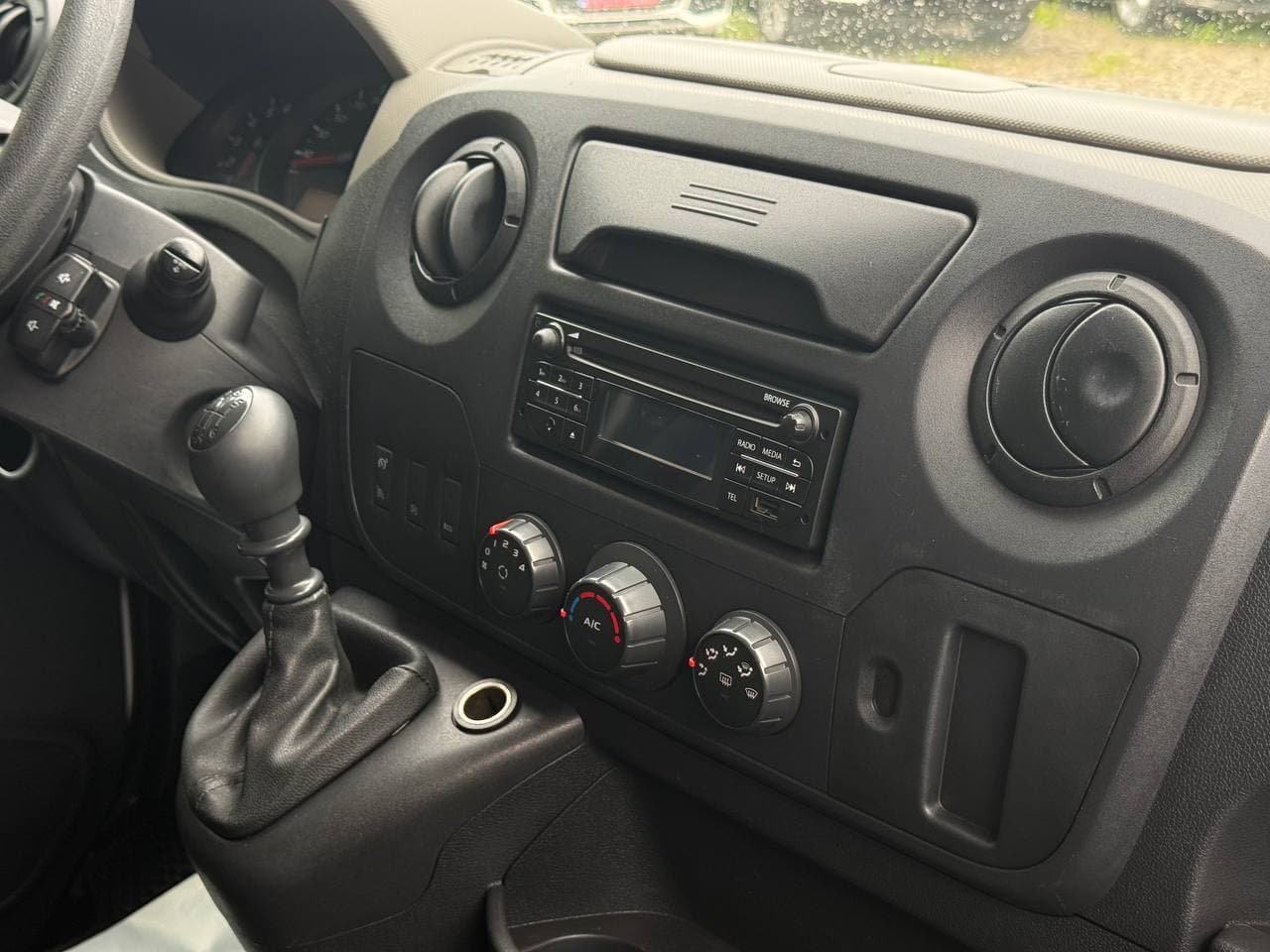 Renault Master — фото 12