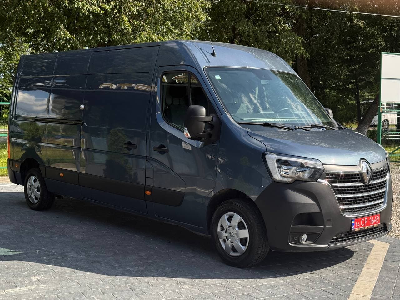 Renault Master Maxi — фото 1