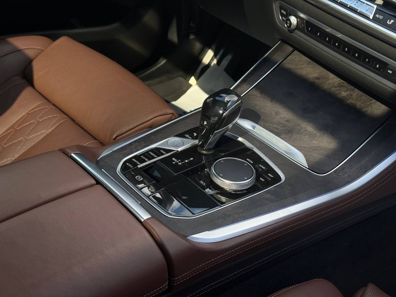BMW X5 Xdrive40i — фото 15