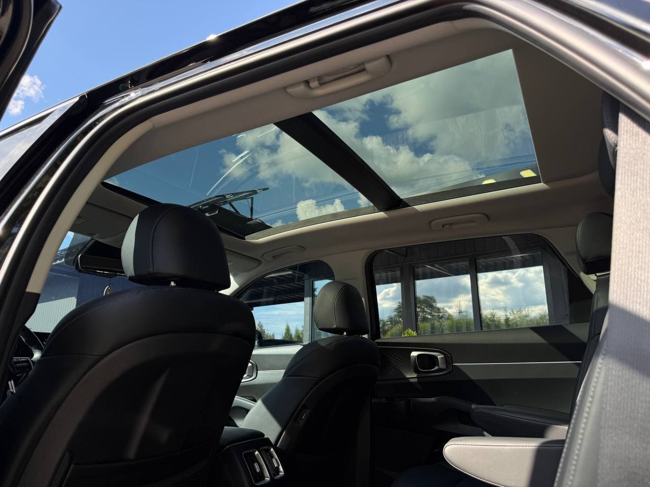 Kia Sorento Hybrid AWD — фото 20