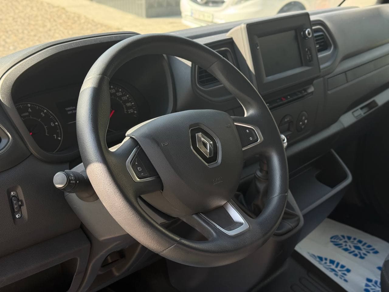 Renault Master Maxi — фото 6