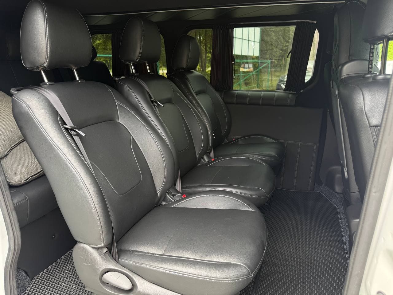 Renault Trafic — фото 12
