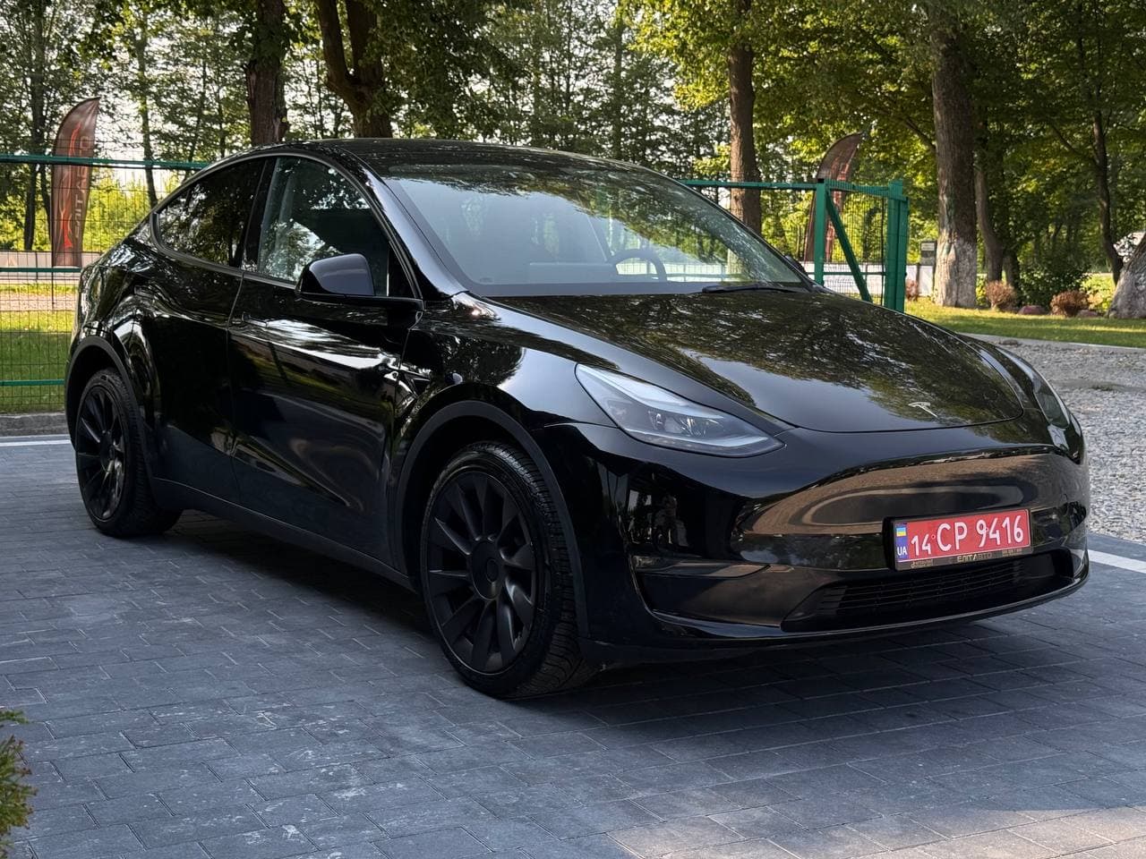 Tesla model Y, 2023