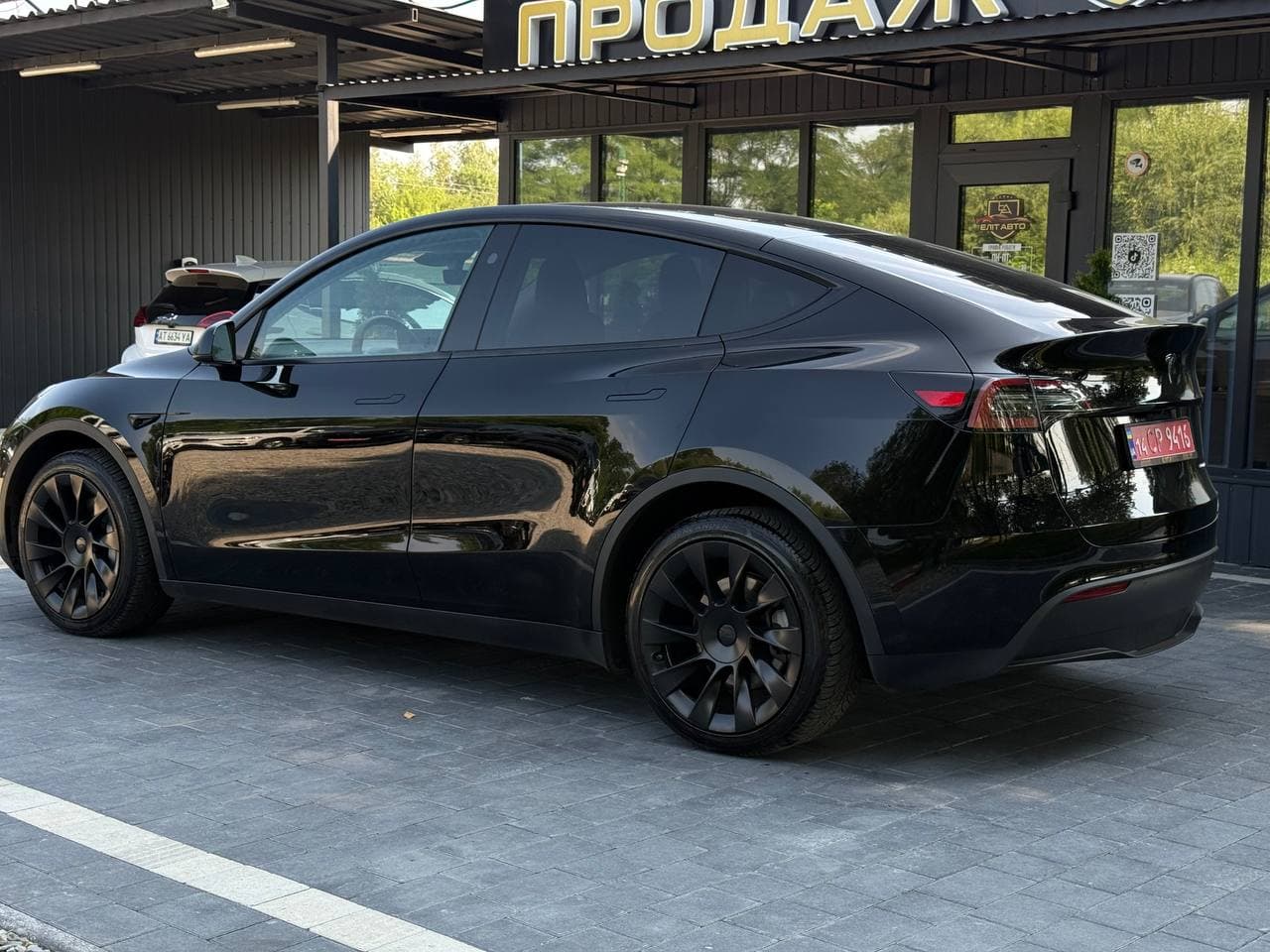 Tesla model Y, 2023