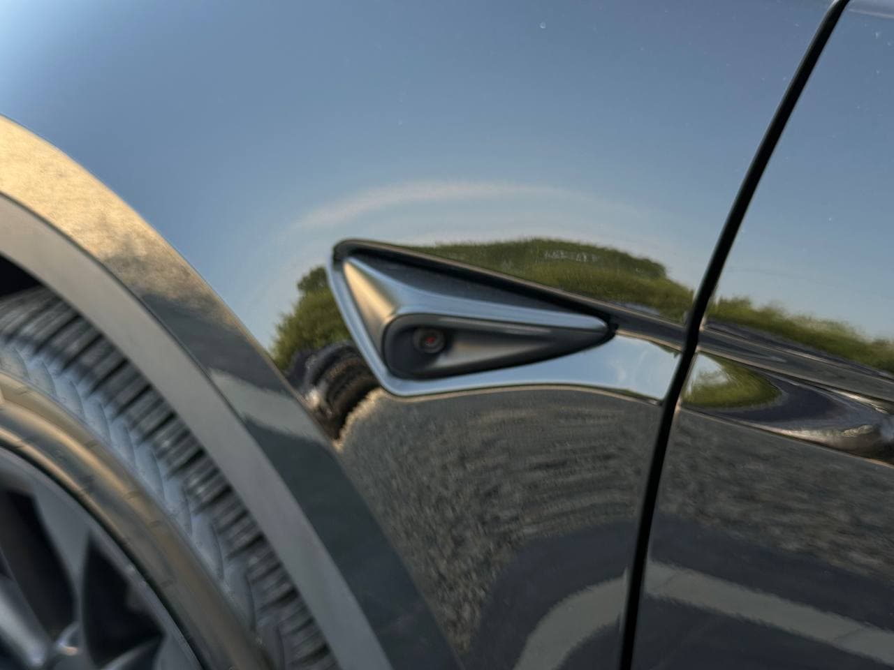 Tesla model Y — фото 17