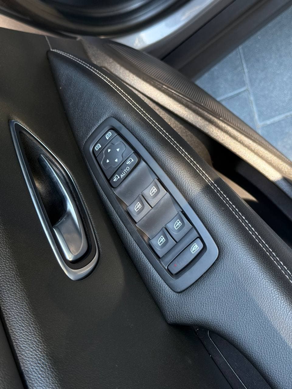 Renault Grand Scenic — фото 13