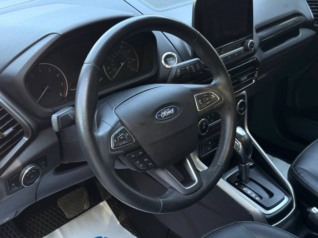 Ford Ecosport Titanium — фото 10