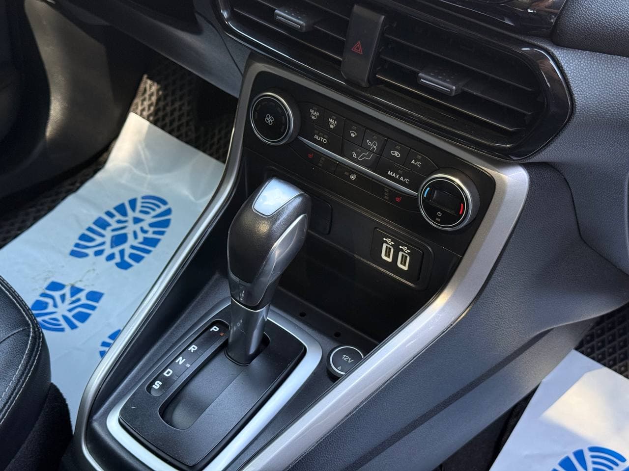 Ford Ecosport Titanium — фото 16