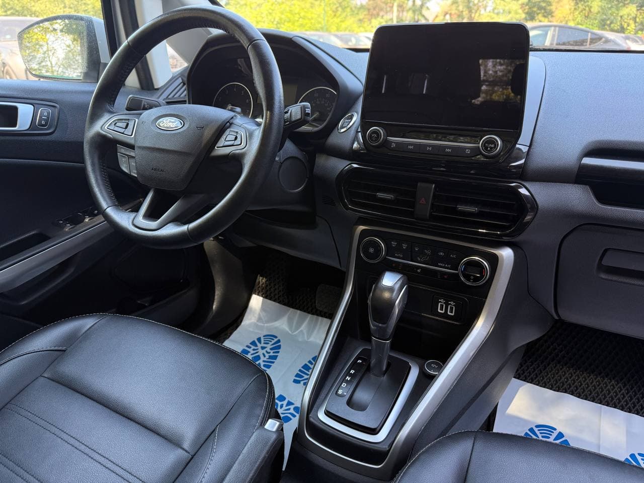 Ford Ecosport Titanium — фото 12