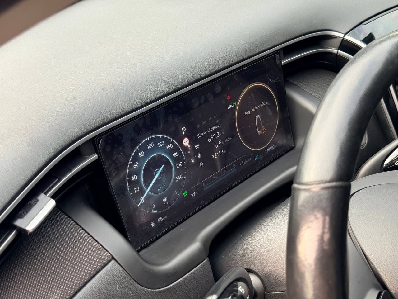Hyundai Tucson Hybryd AWD — фото 14