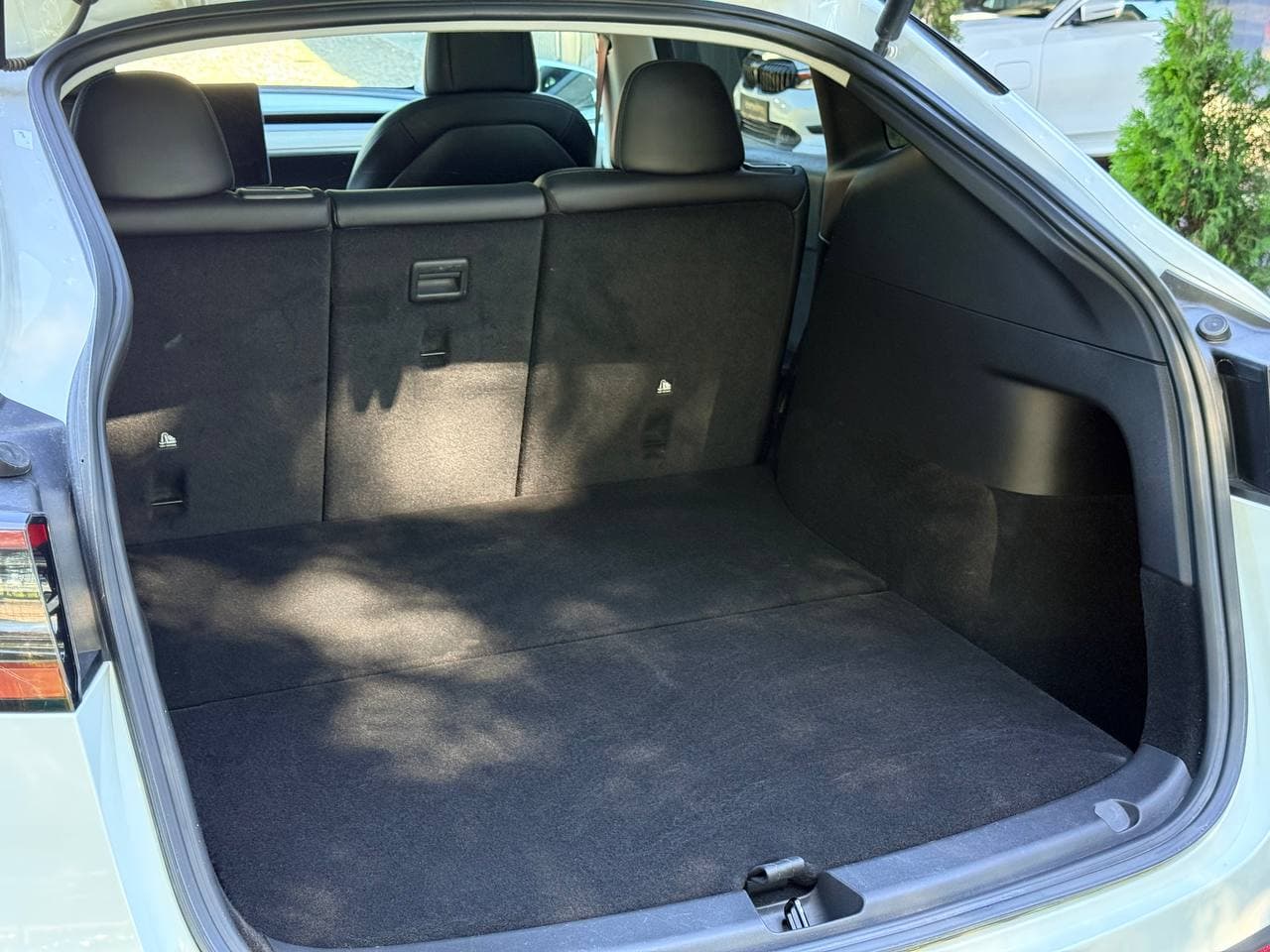 Tesla Model Y Dual Motor — фото 18