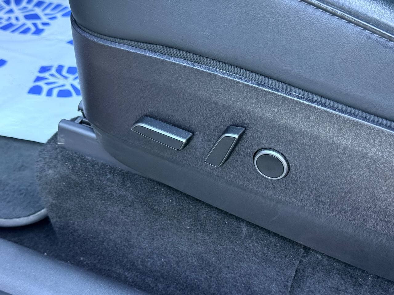 Tesla Model Y Dual Motor — фото 15