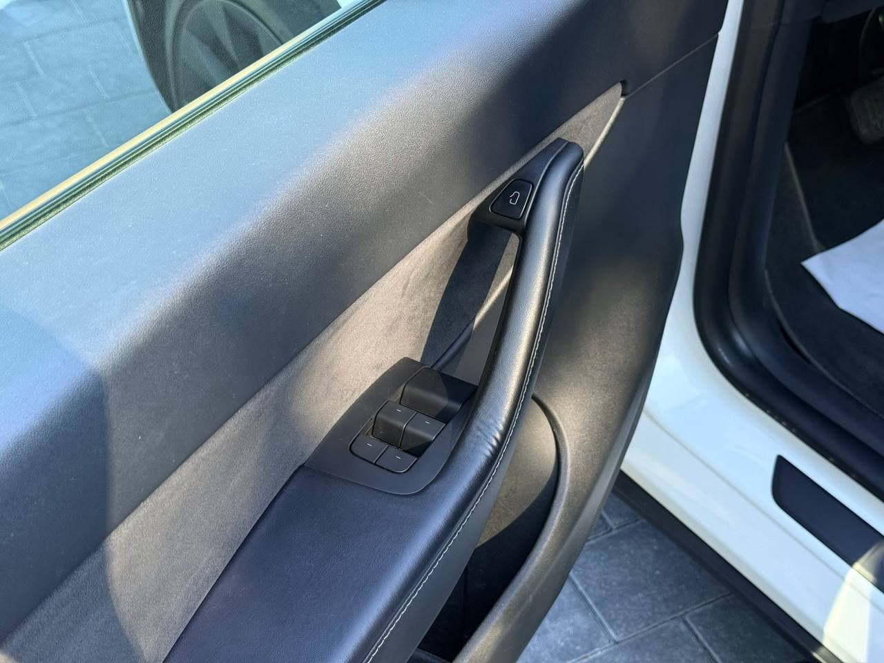Tesla Model Y Dual Motor — фото 16