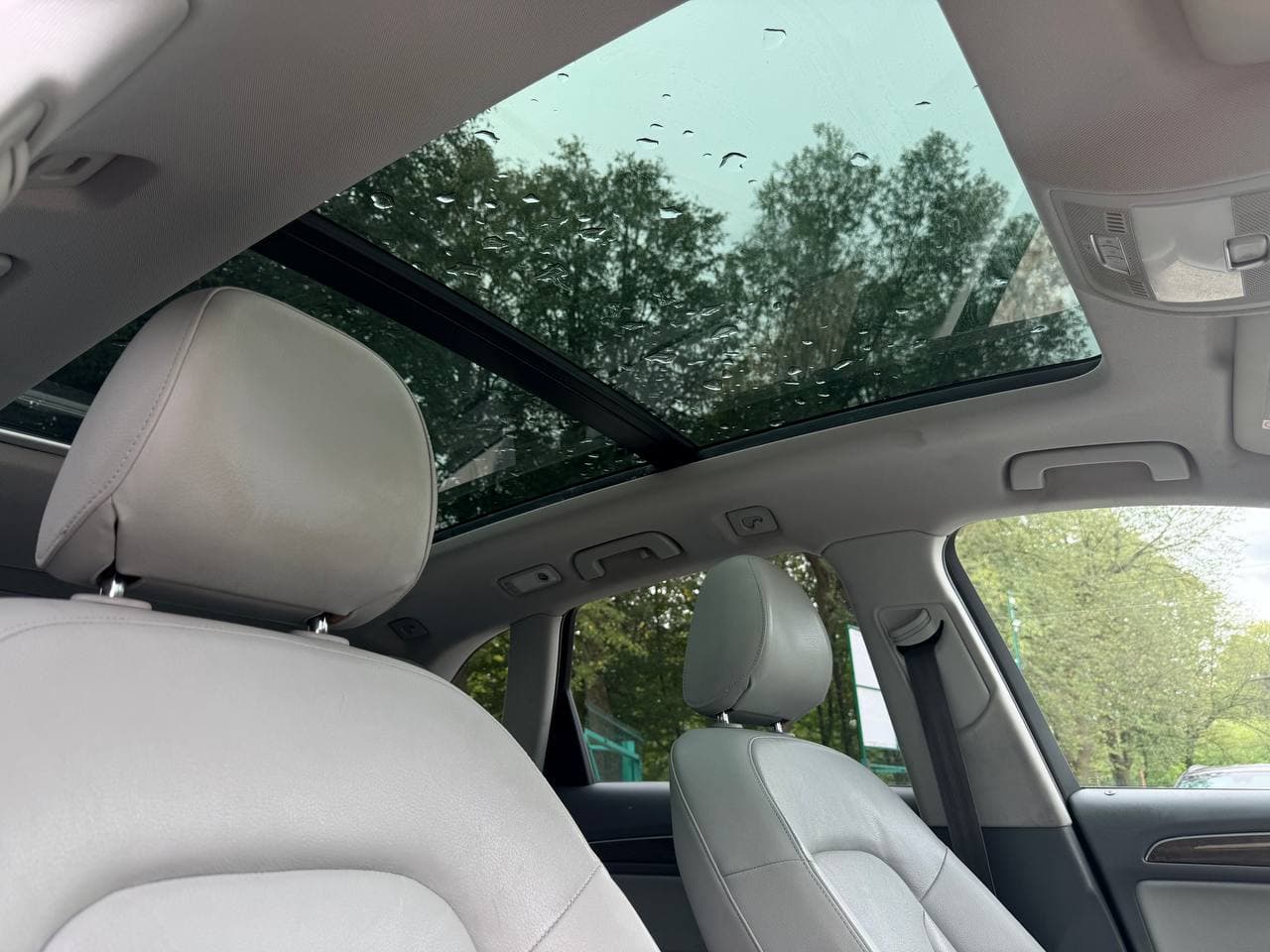 Audi Q5 Premium Plus — фото 9