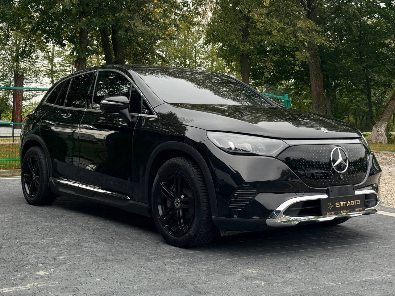 Mercedes-Benz EQE SUV 350+ — фото 1
