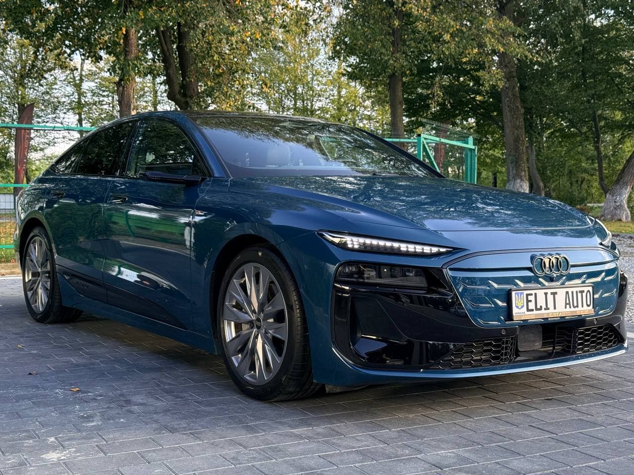 Audi A6 Sportback E-tron — фото 4