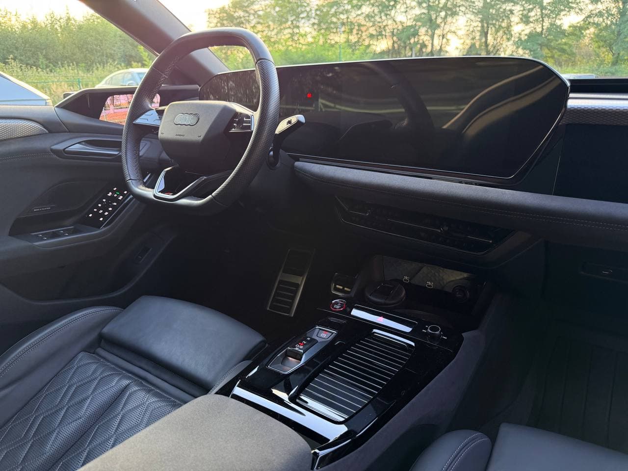 Audi A6 Sportback E-tron — фото 16