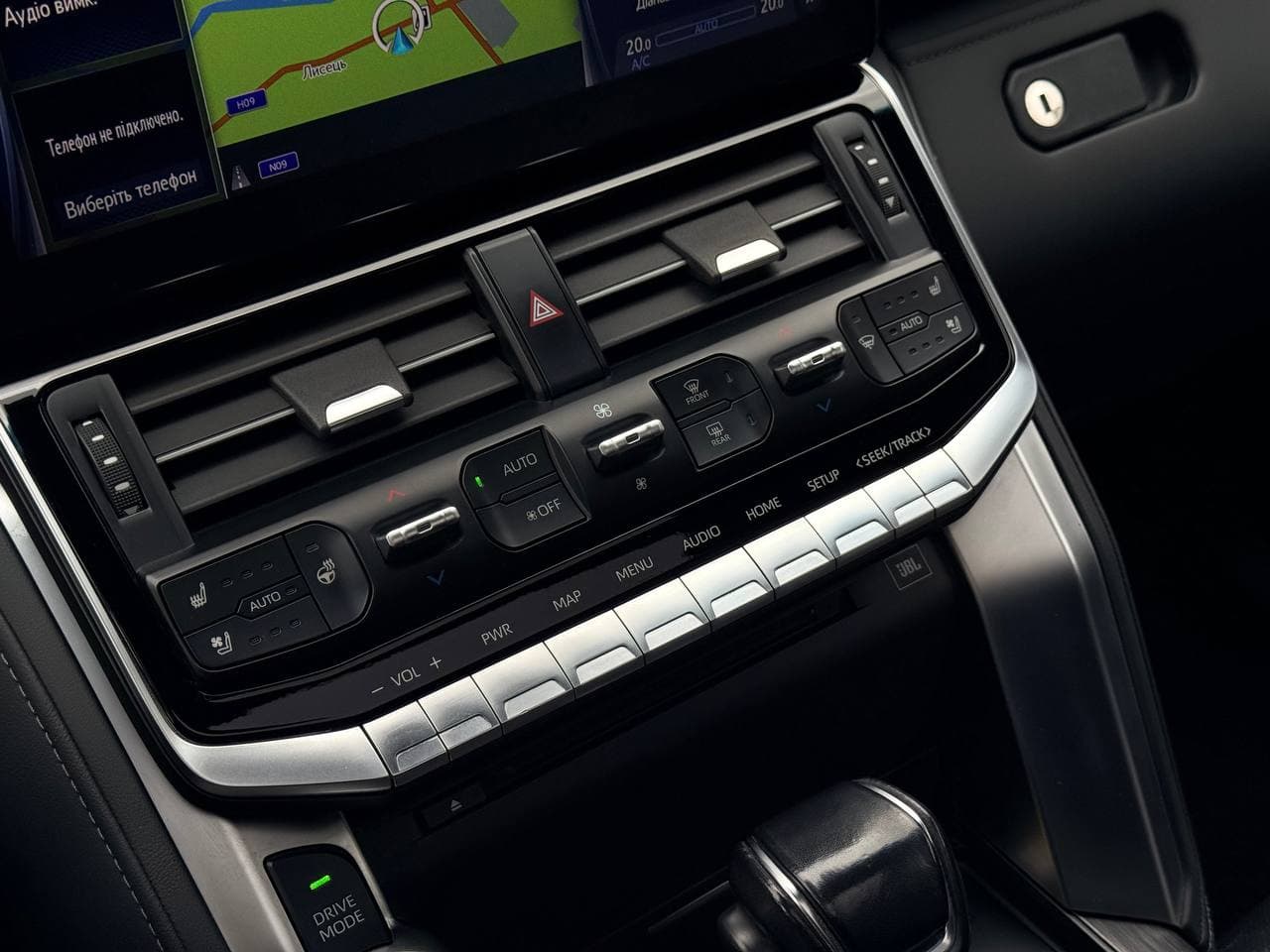Toyota Land Cruiser 300 Premium — фото 34