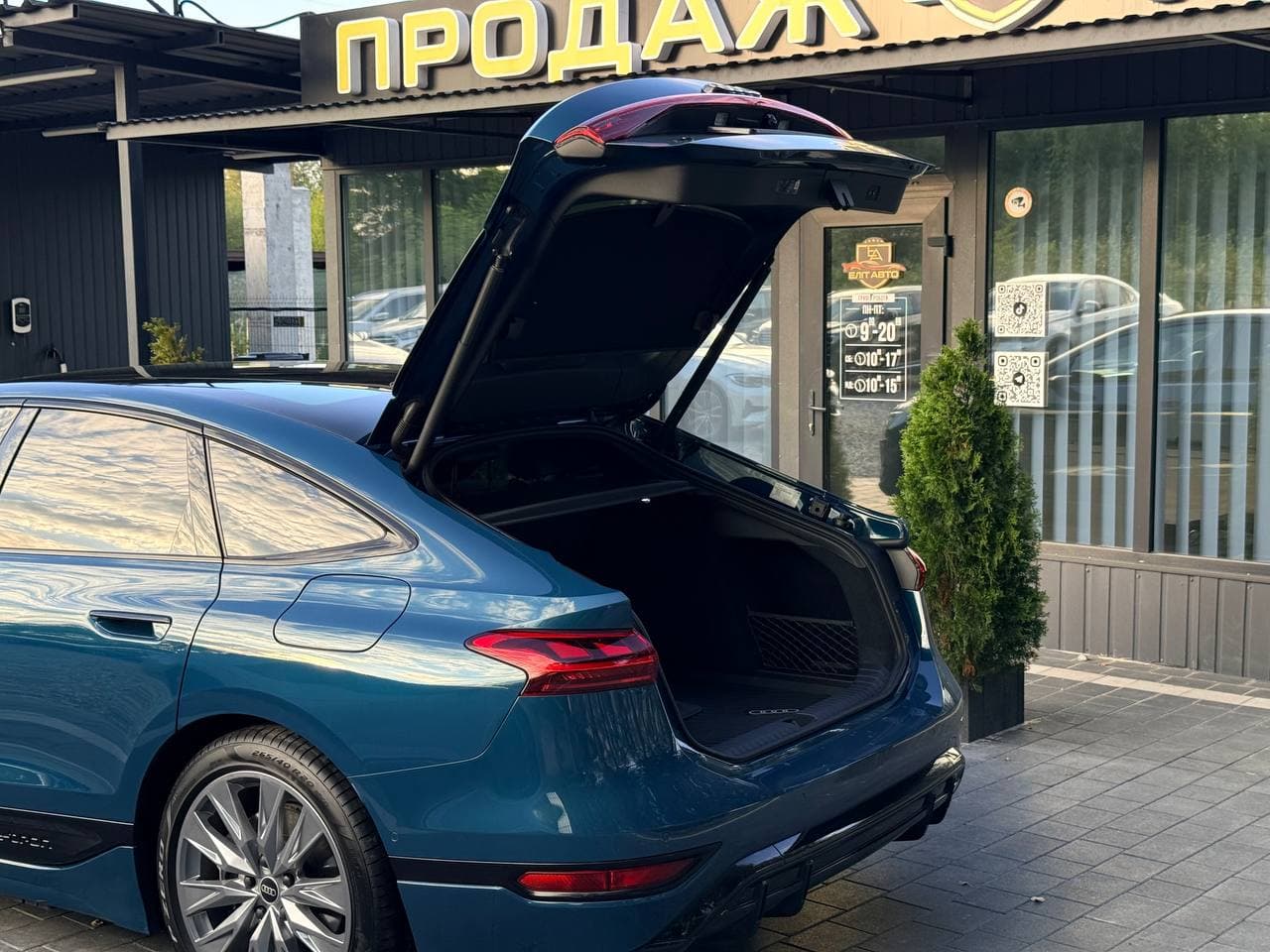 Audi A6 Sportback E-tron — фото 36