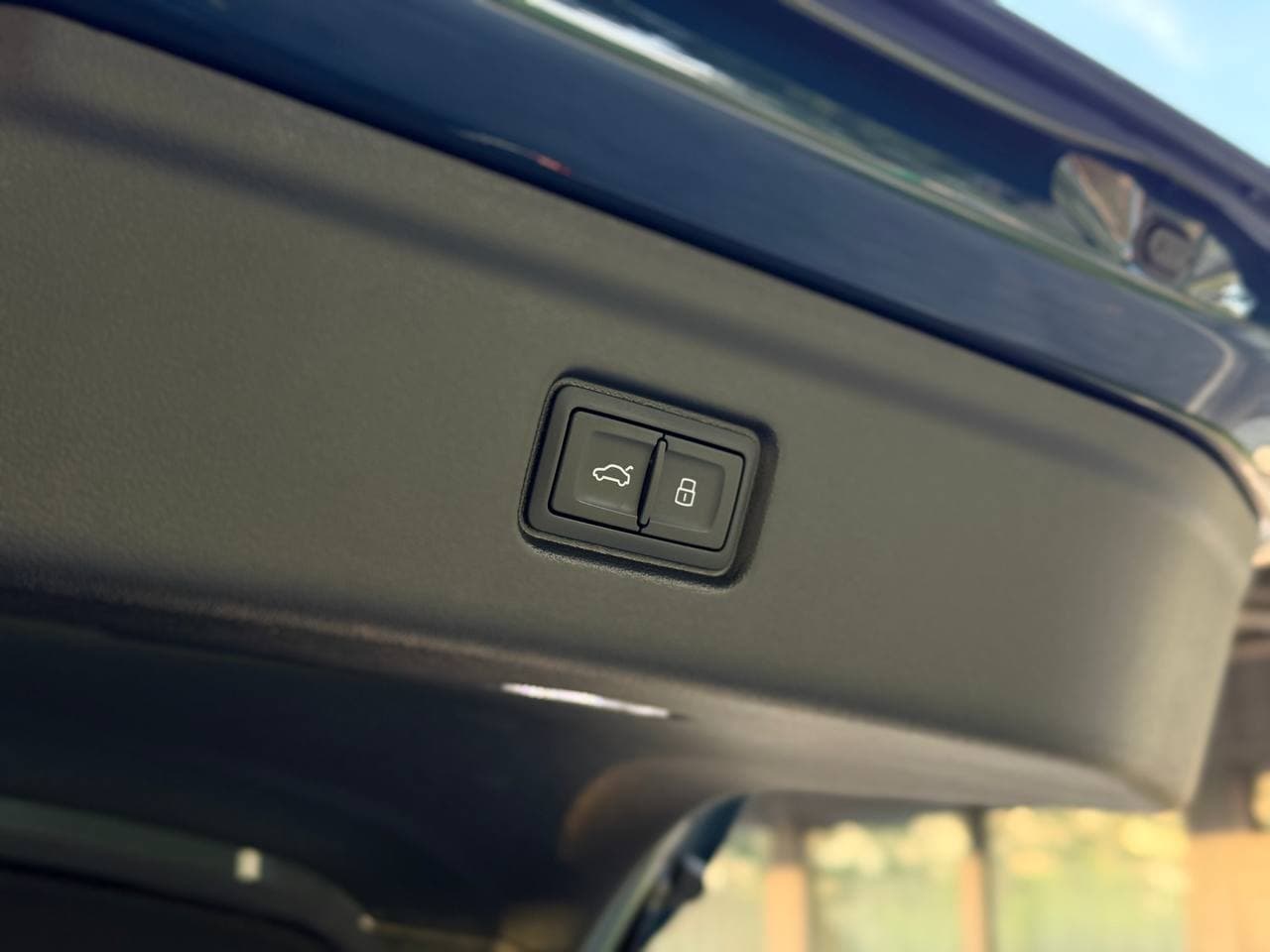 Audi A6 Sportback E-tron — фото 37